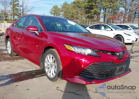 2018 Toyota Camry Le from USA, damaged, VIN 4T1B11HK5JU601699